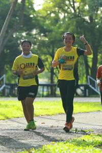 BIB: 1054, 1055
                            <button type="button" onclick="openModal(5123360)" class="btn btn-primary btn-sm float-right btn-popup" data-toggle="modal" data-target=".modal-high-quality">
                        <i class="fas fa-shopping-cart"></i> Add to Cart
                    </button>
                                            <button type="button" onclick="isThisMe(5123360, true)" class="btn btn-success btn-sm float-right btn-popup btn-isme hidden" data-toggle="tooltip" data-placement="bottom" title="นี่คือรูปของคุณใช่ไหม คลิกที่นี่เพื่อเอาเข้าอัลบั้ม">
                        <i class="fas fa-plus"></i> Add to album
                    </button>
                    <button type="button" onclick="isThisMe(5123360, false)" class="btn btn-warning btn-sm float-right btn-popup btn-isnotme hidden">
                        <i class="fas fa-ban"></i> Remove from album
                    </button>